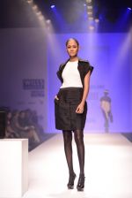 Model walks for Chandrani, Mrinalini, Dhruv-Pallavi Show at Wills Fashion Week 2013 Day 5 on 17th March  (73).JPG